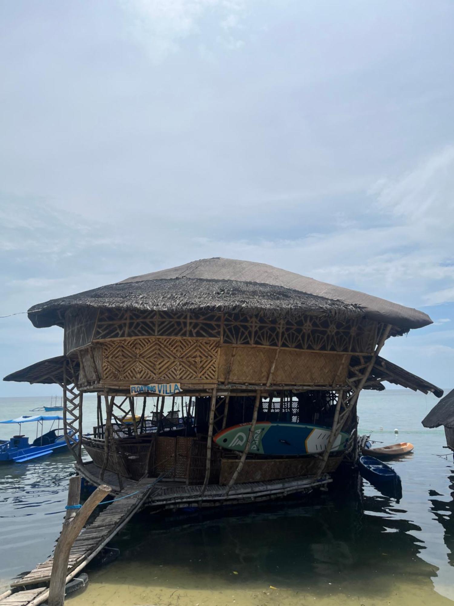 Hotel Bamboo Nest Beachfront Puerto Princesa Exterior foto